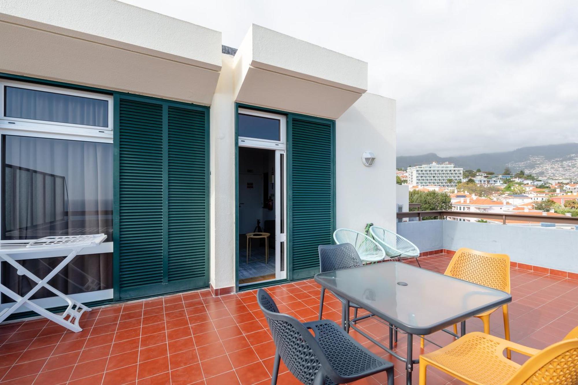 Casa Branca Apartments By Trip2Portugal 丰沙尔 外观 照片