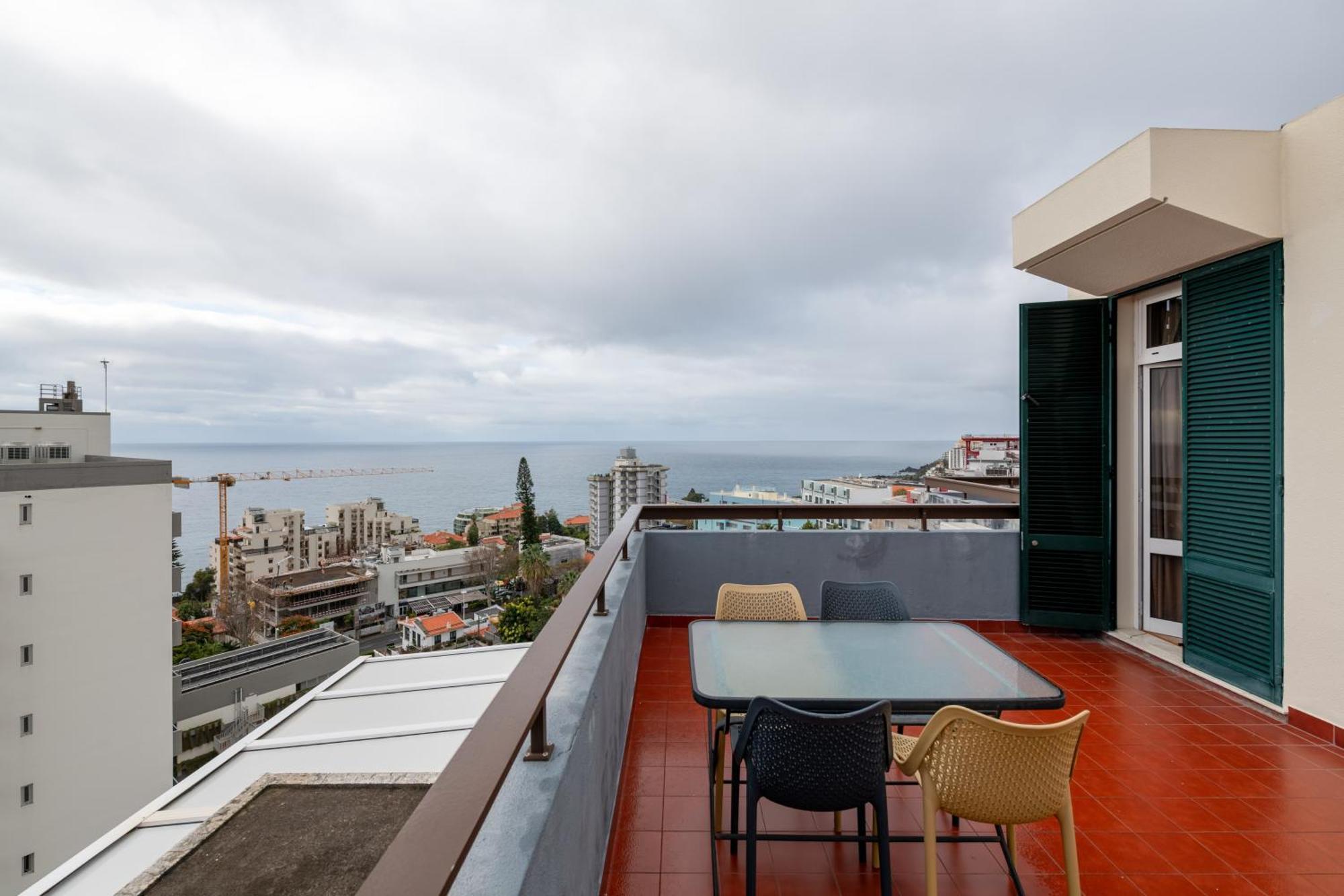 Casa Branca Apartments By Trip2Portugal 丰沙尔 外观 照片