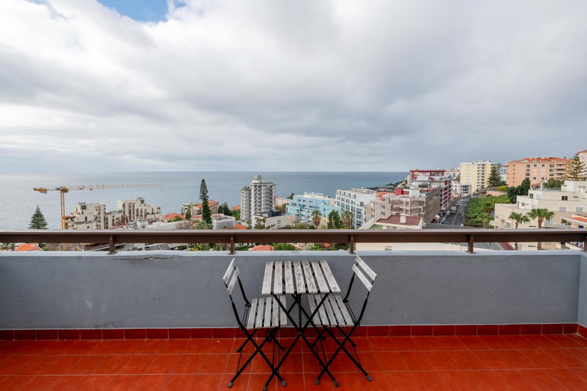Casa Branca Apartments By Trip2Portugal 丰沙尔 外观 照片